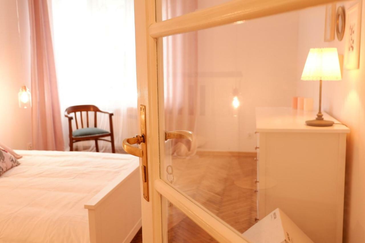 Singer Apartment Old Town Kraków Eksteriør billede